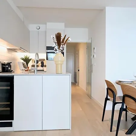 Spacious 4-guest Seaside In Apartament *